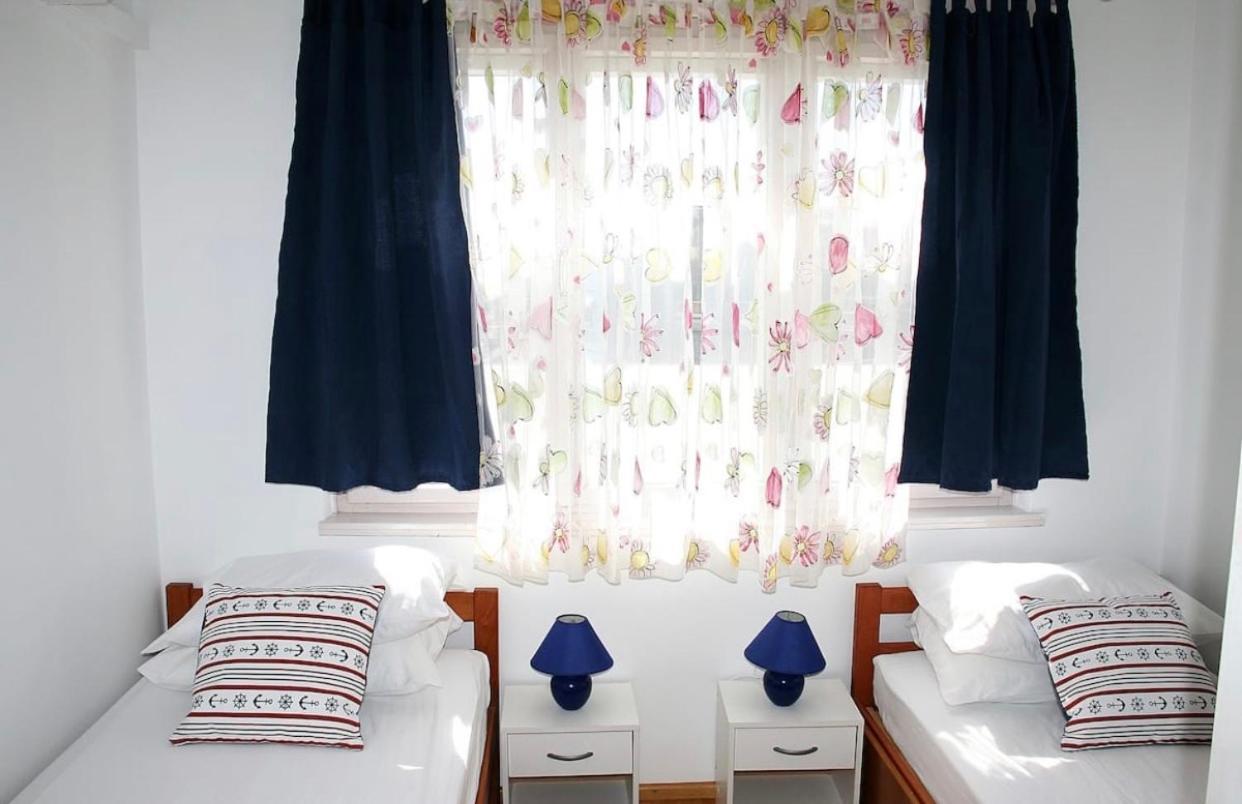 Apartment Panorama-Place For You With Amazing View สปลิท ภายนอก รูปภาพ