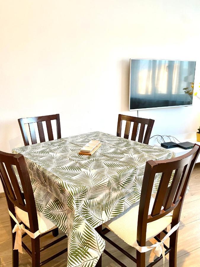 Apartment Panorama-Place For You With Amazing View สปลิท ภายนอก รูปภาพ