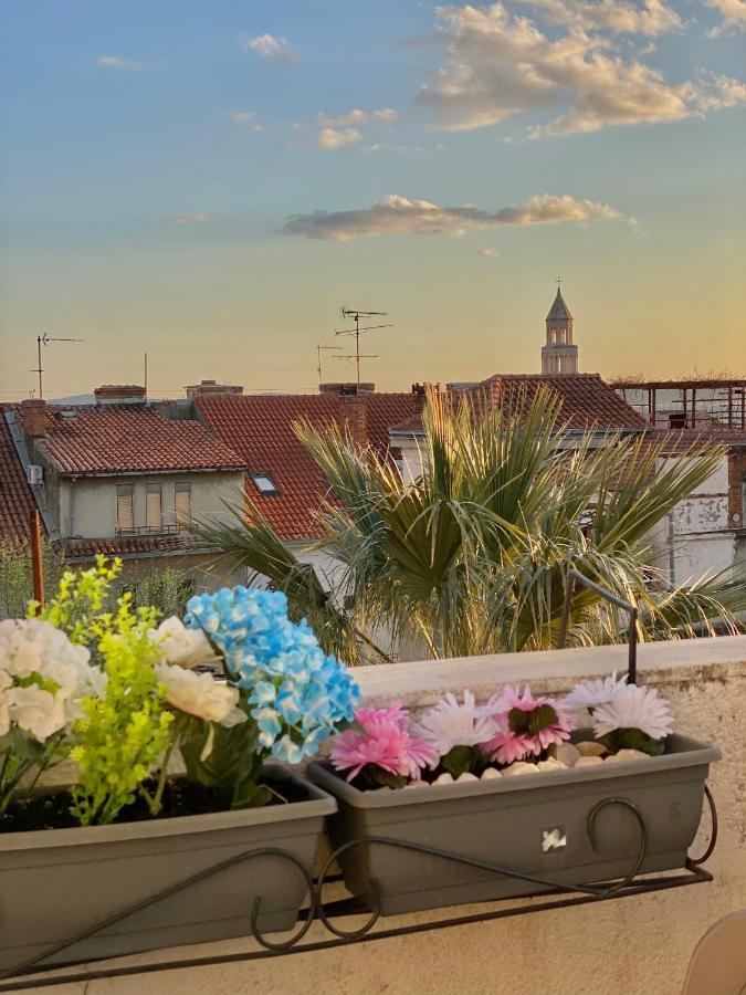 Apartment Panorama-Place For You With Amazing View สปลิท ภายนอก รูปภาพ